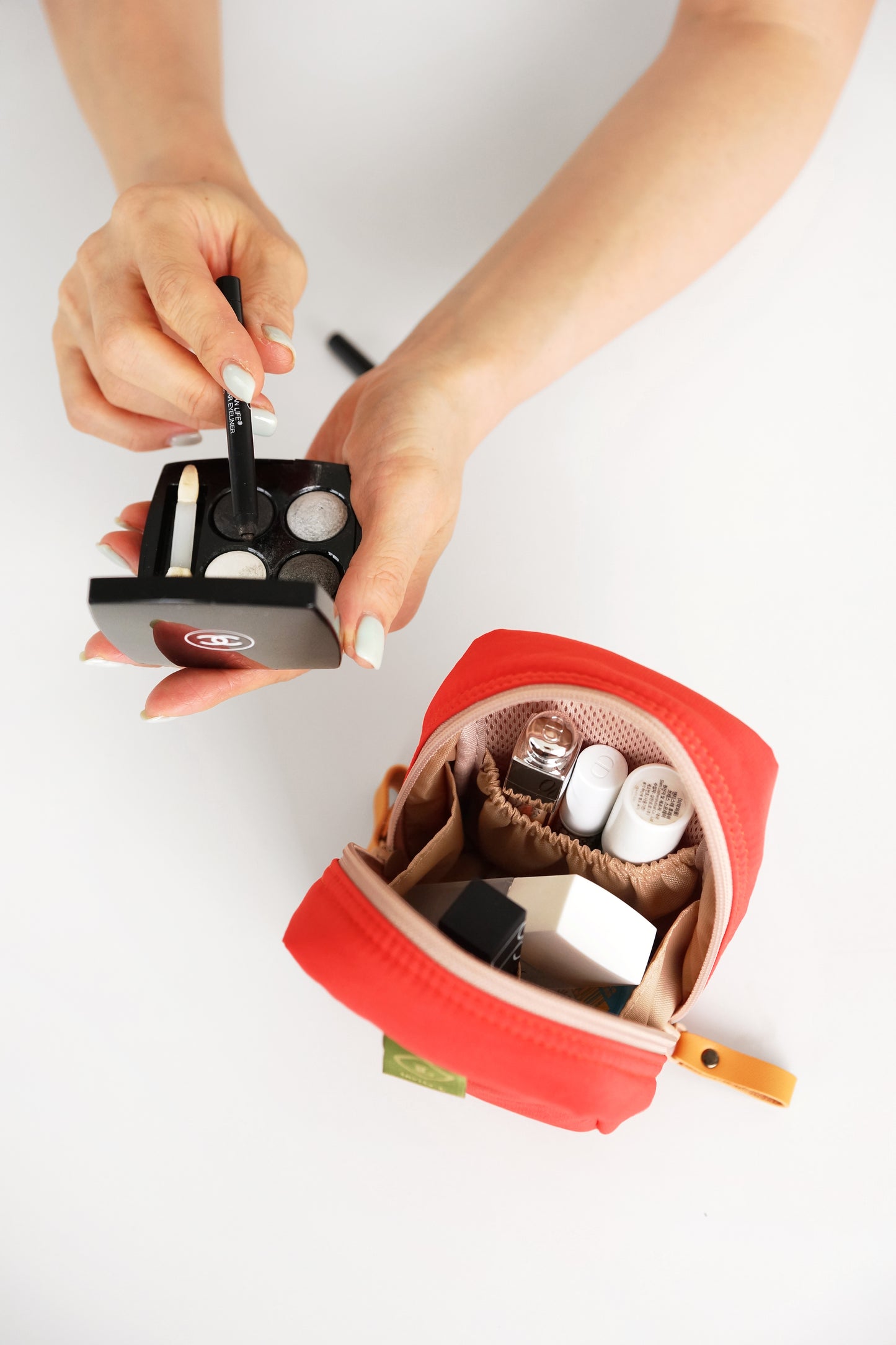 Standing makeup bag-in-bag Single